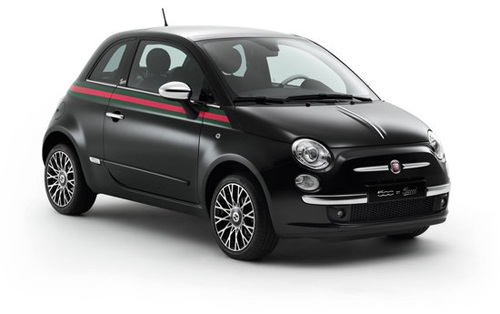 Специально для модниц: Fiat 500 одели в Gucci. ФОТО Специально для модниц: Fiat 500 одели в Gucci. ФОТО