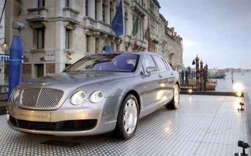 Bentley ������� ����� ������������ ���������� ��� �����