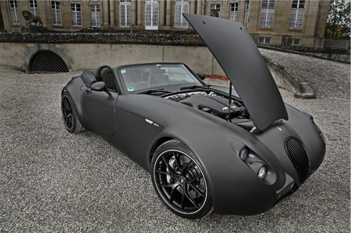 Родстер Wiesmann MF5 превратили в bat-мобиль стоимостью $250,000 Родстер Wiesmann MF5 превратили в bat-мобиль стоимостью $250,000