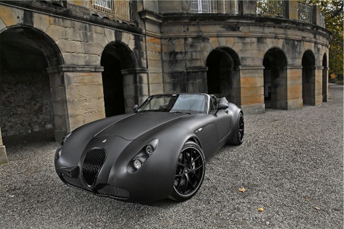 Родстер Wiesmann MF5 превратили в bat-мобиль стоимостью $250,000 Родстер Wiesmann MF5 превратили в bat-мобиль стоимостью $250,000