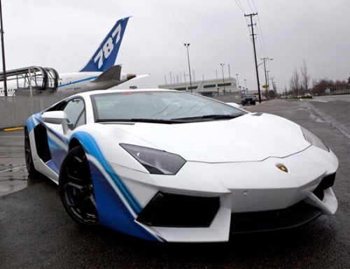Boeing и Lamborghini создали уникальный суперкар-самолет. ФОТО Boeing и Lamborghini создали уникальный суперкар-самолет. ФОТО