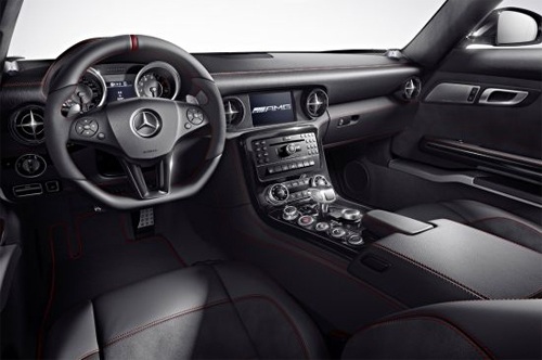 Mercedes-Benz ���������� ����� ������ ��������