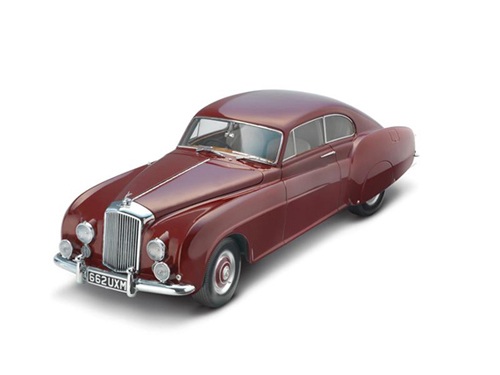 Дизайнеры Bentley создали fashion-коллекцию для поклонников бренда. Фото Дизайнеры Bentley создали fashion-коллекцию для поклонников бренда. Фото