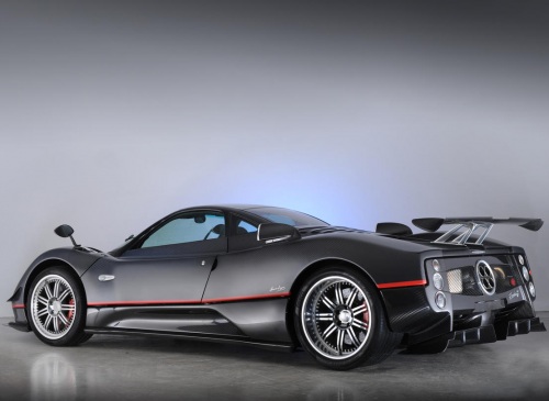 ���������� �������� Pagani Zonda ������� ����� �� $1 ���